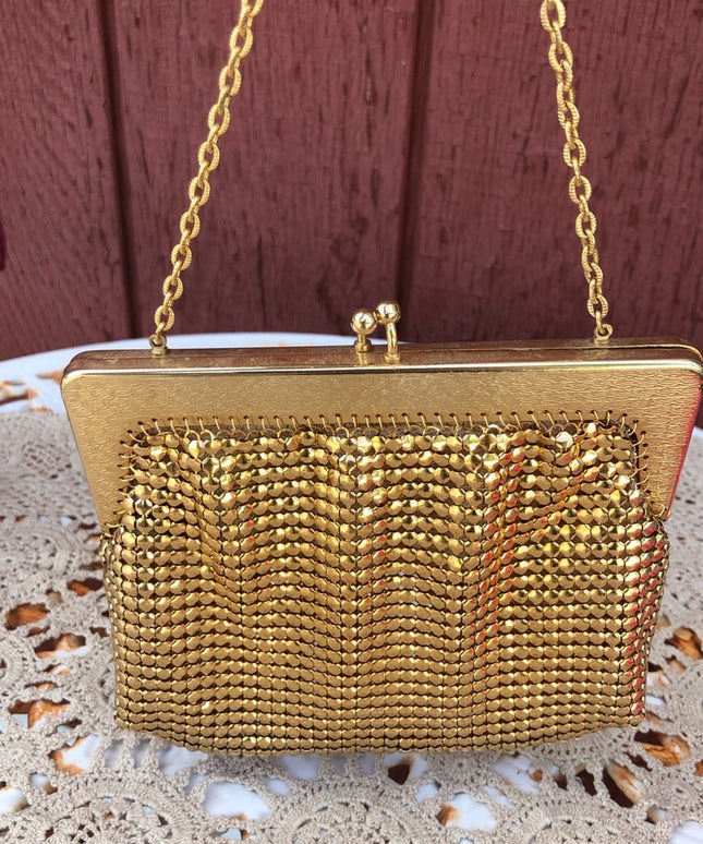 Vintage Gold metalic Chain mail Spain purse Spanish