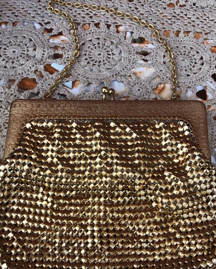 Vintage Gold metalic Chain mail Spain purse Spanish