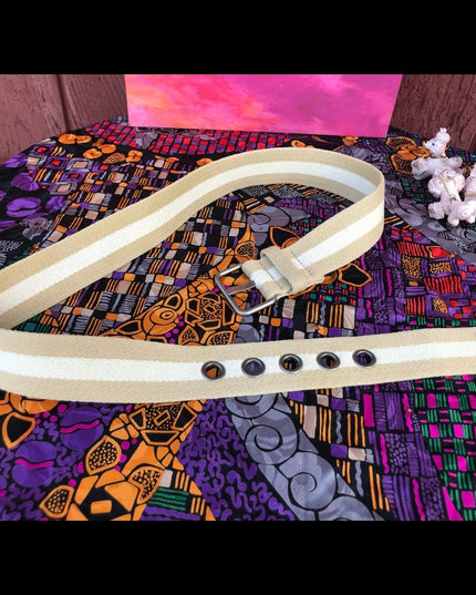 Like New American Eagle Canvas Womens Belt sz Sm