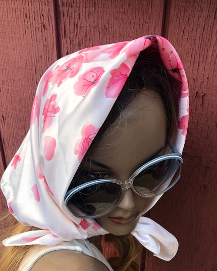 Shiseido Pink flower  white Rare scarf
