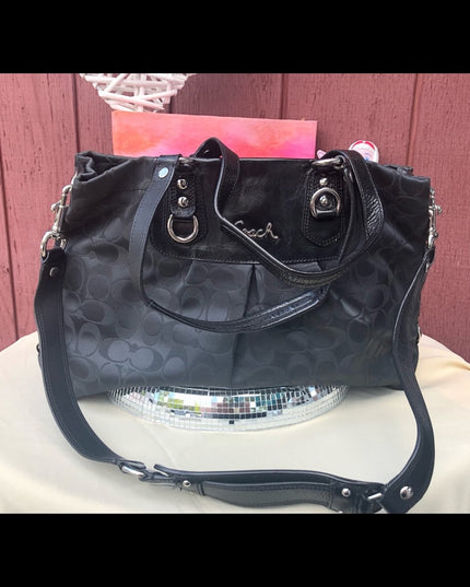 F15510 Lg Coach shoulder hobo black bag