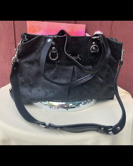 F15510 Lg Coach shoulder hobo black bag