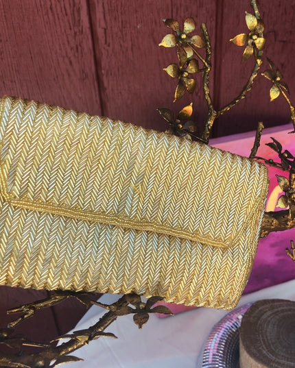 Vintage Gold Bead Simpsons Clutch 8x5”