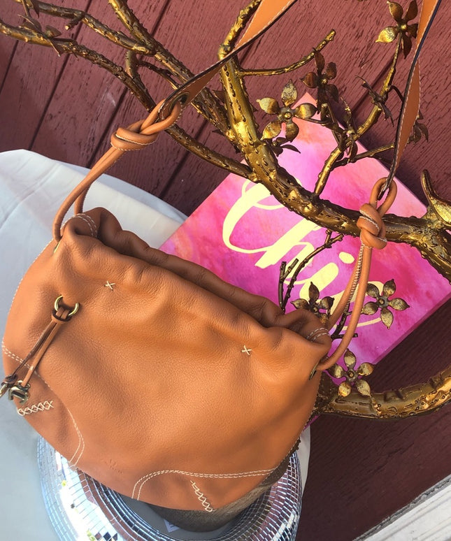 Aigner Tan Leather shoulder purse 👜 NWOT Brown tan New