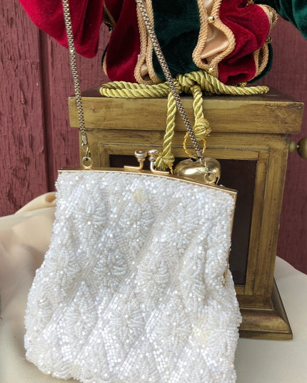 Vintage white bead purse wristlet