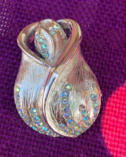 Vintage Brushed silver & crystal flower brooch