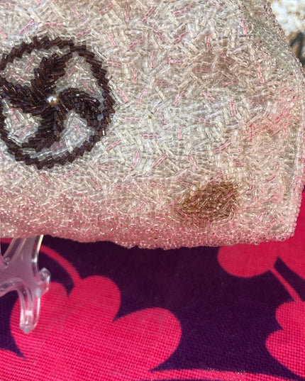 Vintage 1950s Beaded bag with design appx