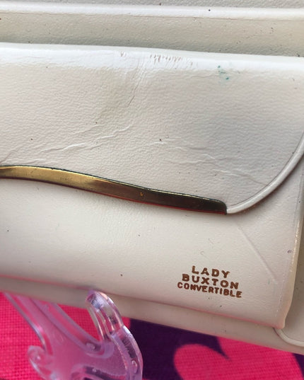 Vintage 1970s lady Buxton leather billfold wallet white