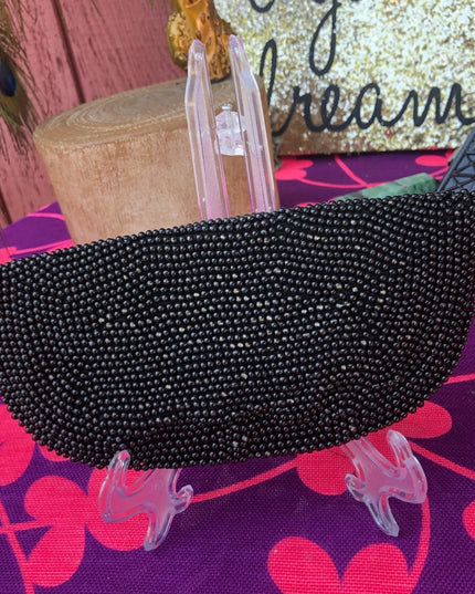 Vintage 1960s black bead wallet soo cute!