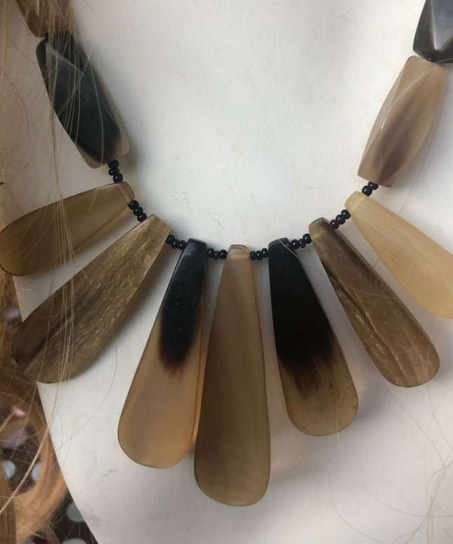 Vintage Lucite cleopatra style necklace 25” 1960s