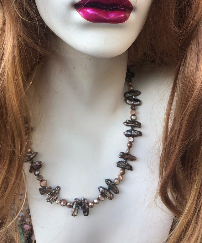 Beautiful fresh water pearl necklace