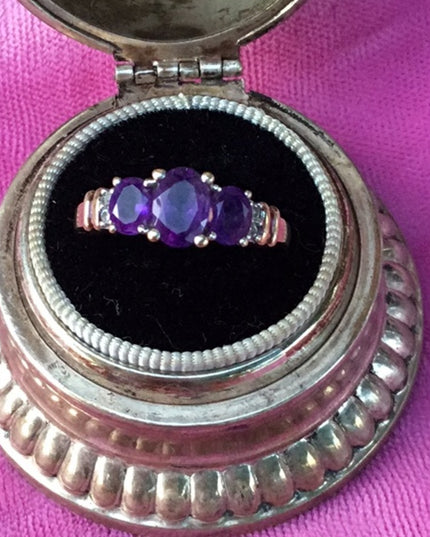 10k gold diamond and amethyst ring vintage