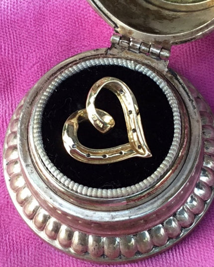 10k gold fancy diamond heart pendant for necklace