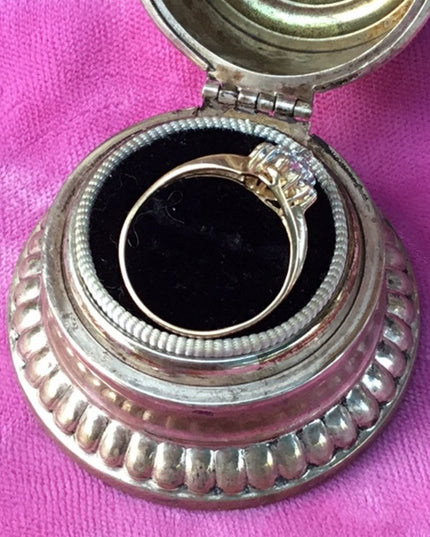 10k gold diamond ring vintage cluster dinner