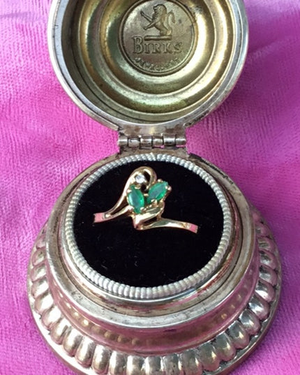 Vintage 10k gold diamond & emerald ring Sz 6.5