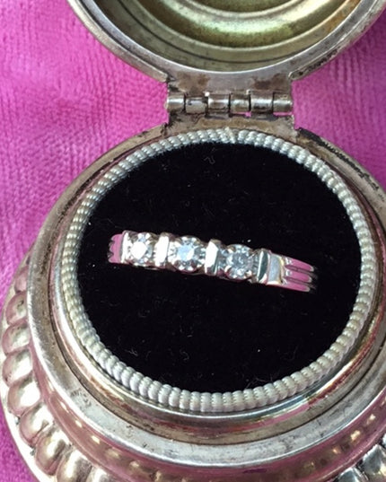 10k solid white gold 3 diamond ring  engagement wedding anniversary