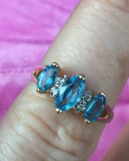 14k solid gold diamond & topaz ring vintage