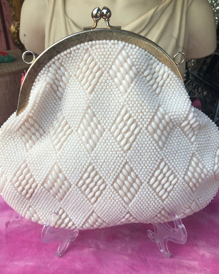 VinTage white micro bead bag vg