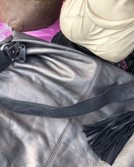 LG Esprit Silver metalic shoulder bag tote