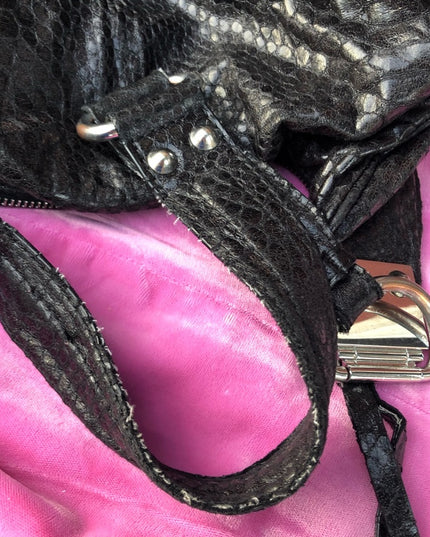 Guess Black shoulder bag Vg