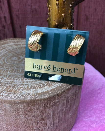 Vintage 1980s Harve Benard Clip on gold earrings