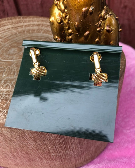 Vintage 1980s Harve Benard Clip on gold earrings