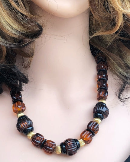 Vintage Faux Amber resin bead necklace 21”