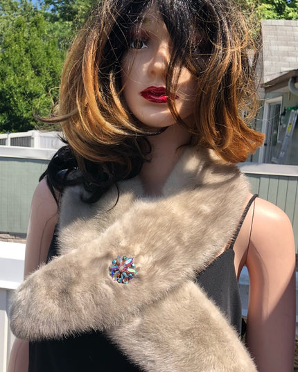 Vintage 44” Silver Mink fur stole collar scarf