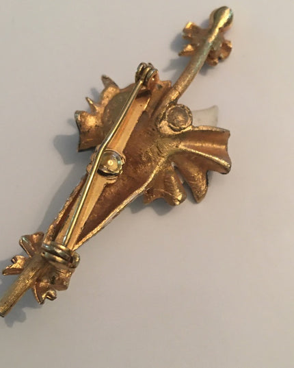 Vintage Fair lady fancy umbrella crystal enamel brooch