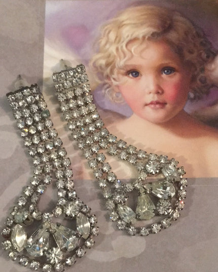 Vintage crystal fancy silver finish rhinestone glass dangle earrings