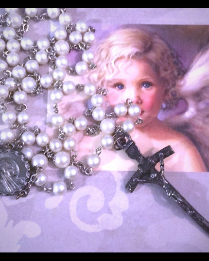 Vintage faux pearl rosary Italy silver finish Catholic religious Crucifix
