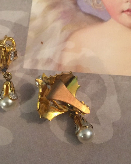 Vintage gold plated Spain clip on Damascene pearl earrings
