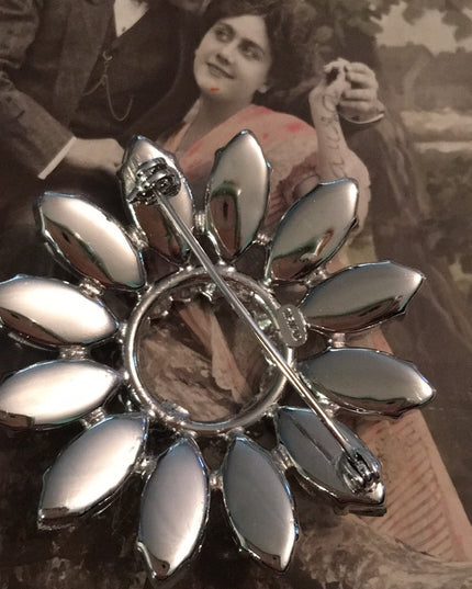 Stunning Vintage Triad Crystal flower brooch sparkle 1960s