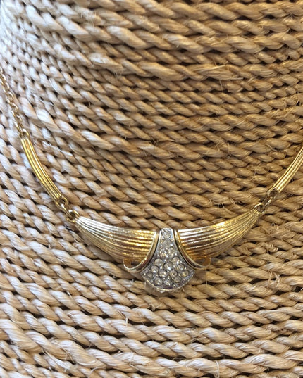 beautiful vintage rhinestone gold choker necklace