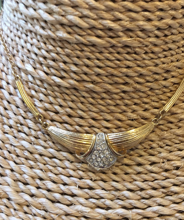 beautiful vintage rhinestone gold choker necklace
