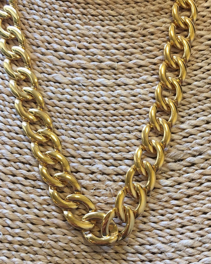 Vintage 1980s Chunky gold Napier Necklace link