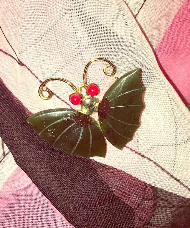 vintage Jade Butterfly gold tone vintage japan brooch