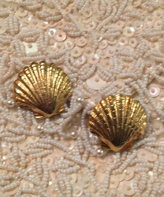 Vintage gold shell shoe clips buckle High end item