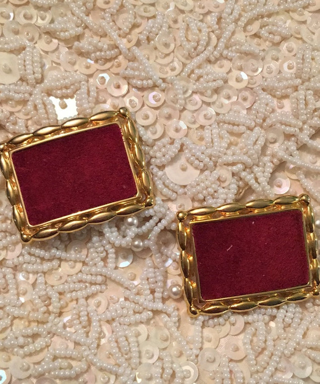 Vintage gold red suede heavy shoe buckle clip