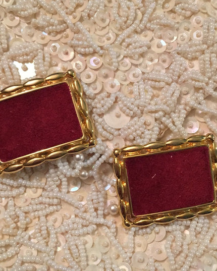 Vintage gold red suede heavy shoe buckle clip
