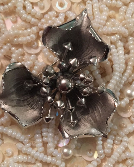 Vintage sterling silver Boyd Bond flower Brooch