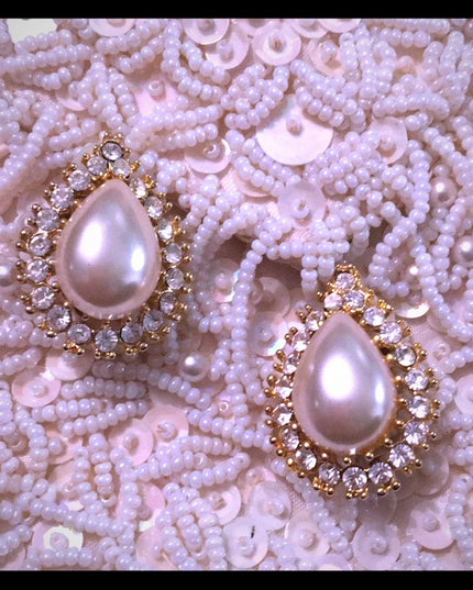 VTG gold faux pearl rhinestone tear drop earring