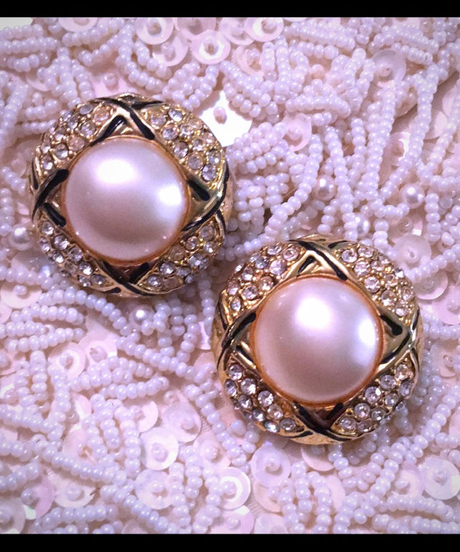 Vintage heavy gold rhinestone faux pearl earrings