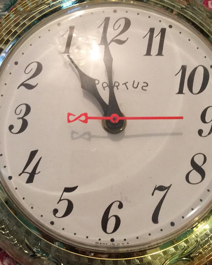 Vintage gold Spartus Bar clock reverse numbers