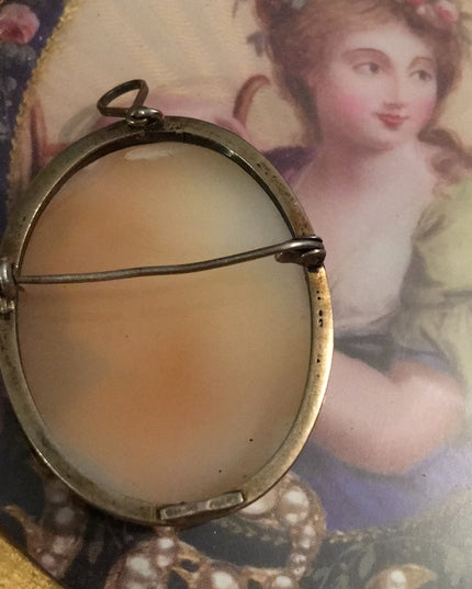 Large 14k Gold Shell cameo 1940 pendant brooch