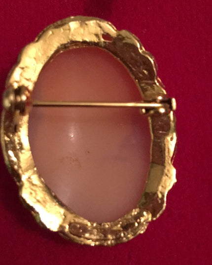 Vintage shell carved Gold plated cameo brooch