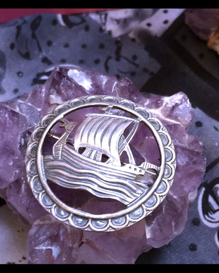 Vintage silver Nordic ship sail brooch nautical Scandanavian ship