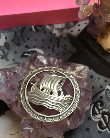 Vintage silver Nordic ship sail brooch nautical Scandanavian ship