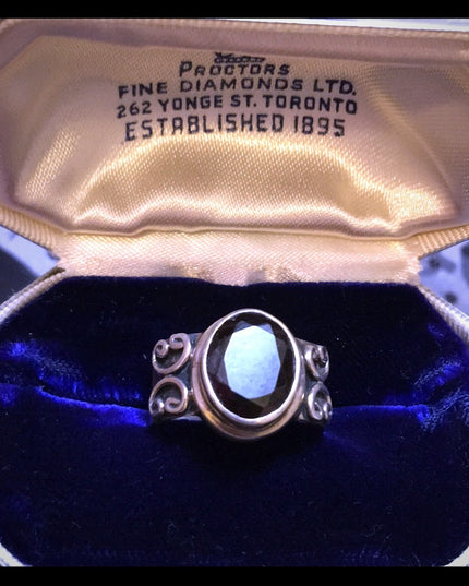 VTG sterling silver garnet ring celtic design