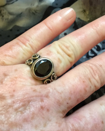 VTG sterling silver garnet ring celtic design